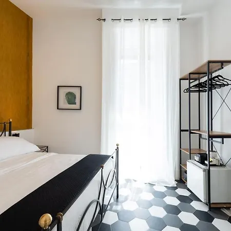 Al 4 Piano Bed & Breakfast Napels